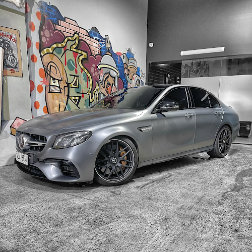 Black Diamond Tinting Co. in Helensvale