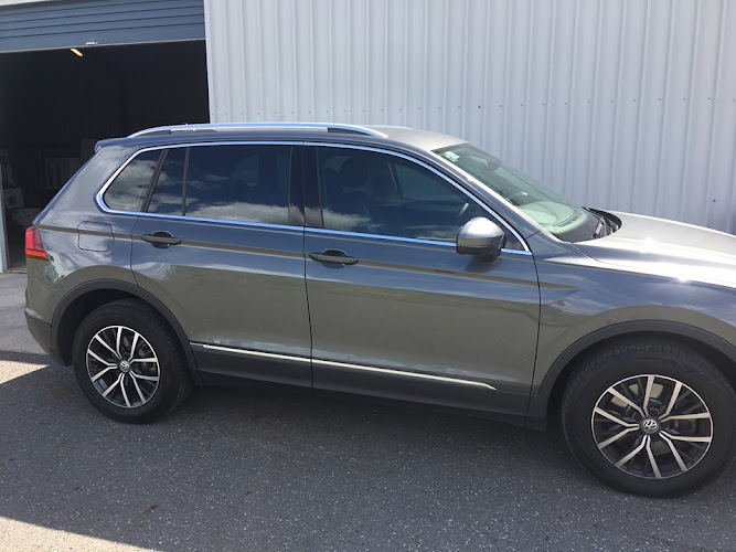 CQ AUTO TINT in Kawana