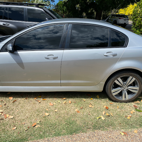 D & B Tinting in Garbutt