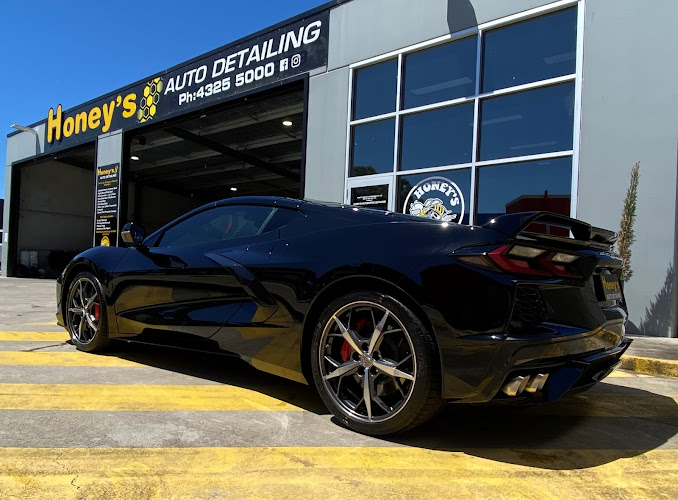 Honey's Auto Detailing in Wyoming