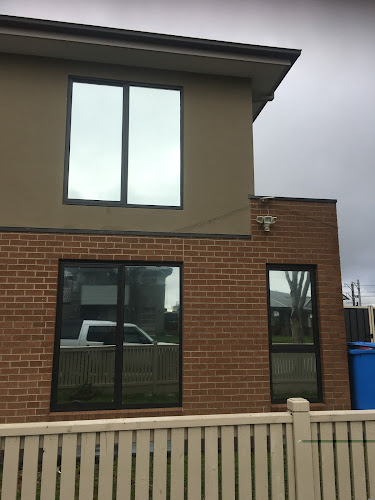 Lucky Tinting in Keysborough
