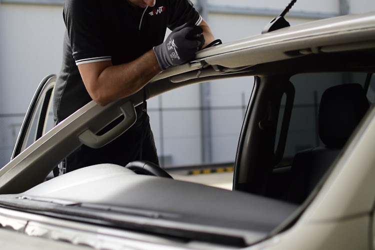 Mobile Windscreens & Tinting in Warwick Farm