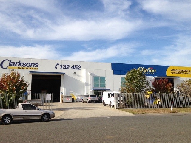 O'Brien Glass Adelaide in Green Fields