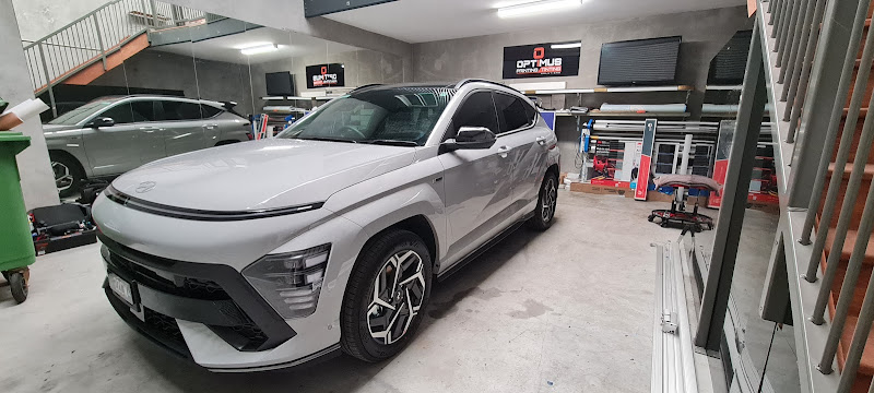 Optimus Tinting in Hillcrest