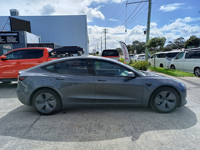Tint connection in Clayton South